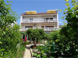 Apartmany Villa Vesna - Family house apartments Crikvenica
