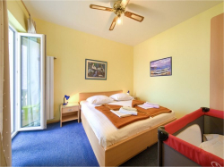 Apartmani Villa Vesna - Family apartments Crikvenica