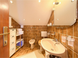 Apartmani Villa Vesna - Family apartments Crikvenica