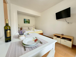 Apartmani Dijana Krk (Otok Krk)